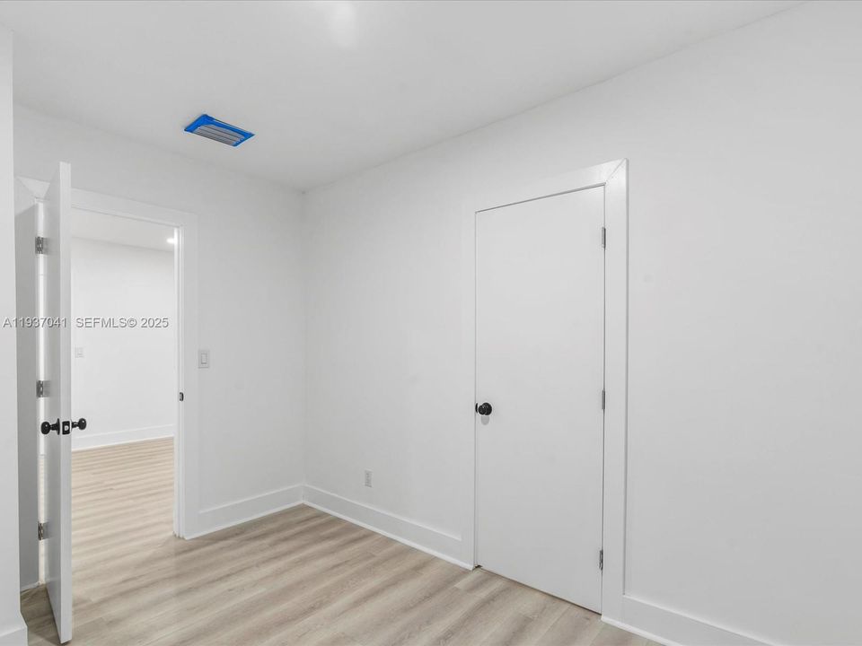 В аренду: $2,950 (3 спален, 2 ванн, 997 Квадратных фут)