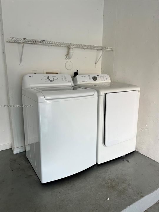 В аренду: $2,500 (2 спален, 2 ванн, 1054 Квадратных фут)