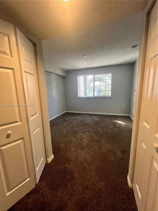 В аренду: $2,500 (2 спален, 2 ванн, 1054 Квадратных фут)