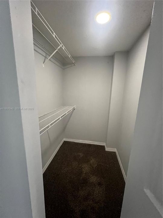 В аренду: $2,500 (2 спален, 2 ванн, 1054 Квадратных фут)