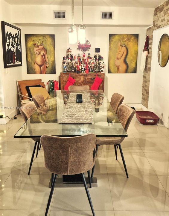 На продажу: $797,000 (4 спален, 3 ванн, 1662 Квадратных фут)