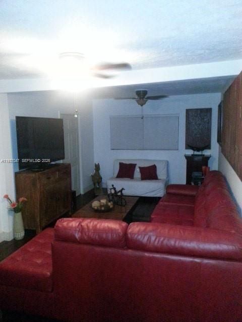 На продажу: $797,000 (4 спален, 3 ванн, 1662 Квадратных фут)