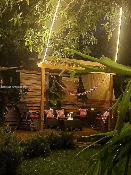 На продажу: $797,000 (4 спален, 3 ванн, 1662 Квадратных фут)