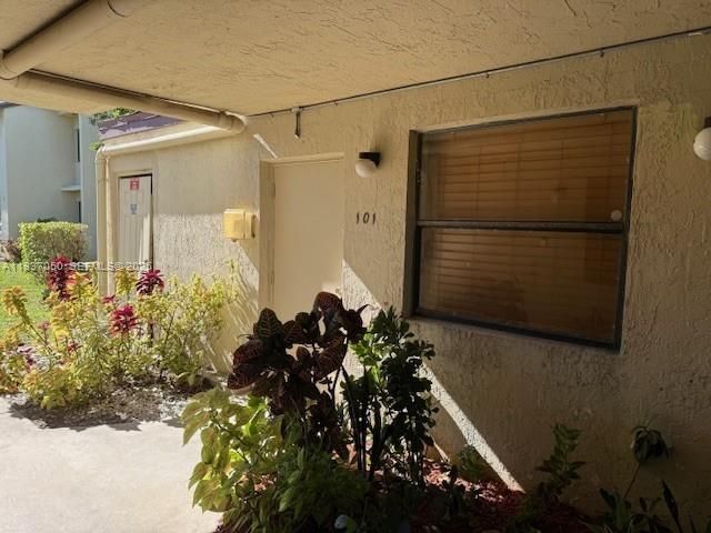 En Renta: $2,100 (2 camas, 2 baños, 816 Pies cuadrados)