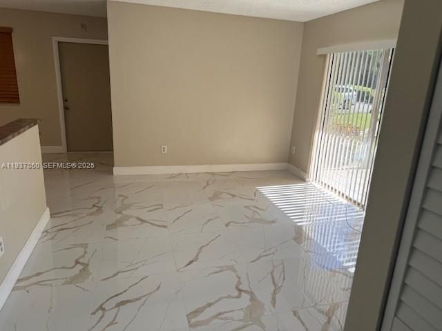 En Renta: $2,100 (2 camas, 2 baños, 816 Pies cuadrados)