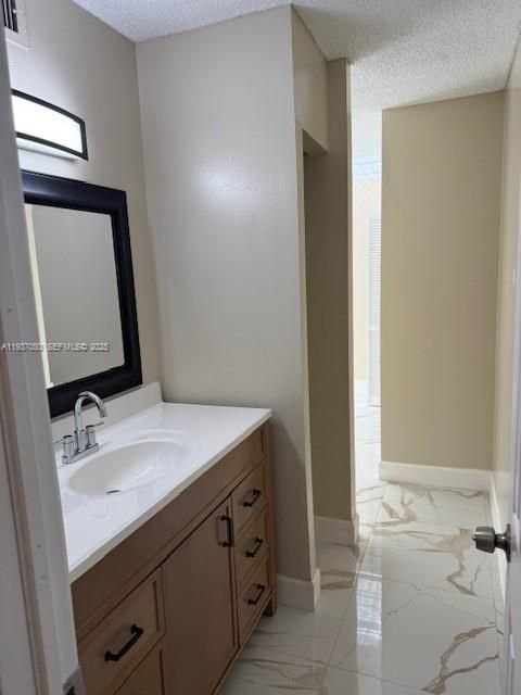 En Renta: $2,100 (2 camas, 2 baños, 816 Pies cuadrados)