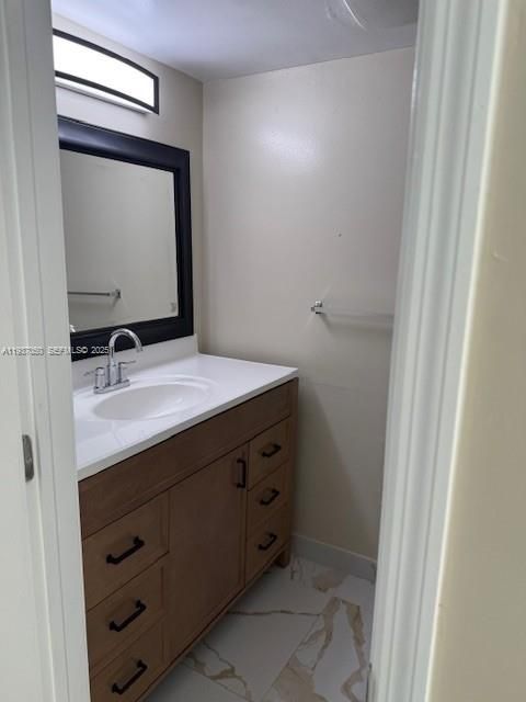 En Renta: $2,100 (2 camas, 2 baños, 816 Pies cuadrados)