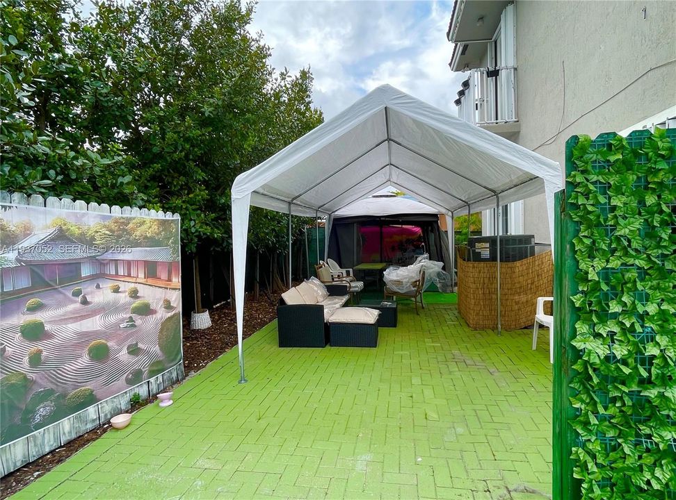 В аренду: $3,600 (3 спален, 2 ванн, 3460 Квадратных фут)