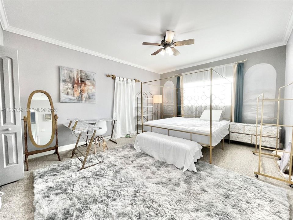 В аренду: $3,600 (3 спален, 2 ванн, 3460 Квадратных фут)