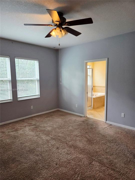 For Rent: $2,250 (3 beds, 2 baths, 1764 Square Feet)