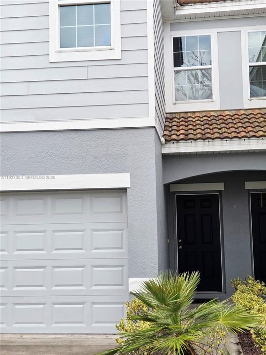 For Rent: $2,250 (3 beds, 2 baths, 1764 Square Feet)