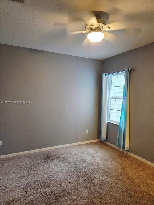 For Rent: $2,250 (3 beds, 2 baths, 1764 Square Feet)