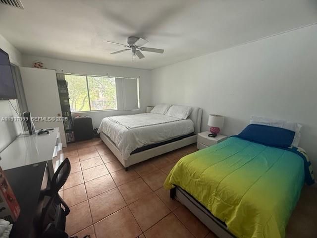 В аренду: $2,500 (2 спален, 1 ванн, 1236 Квадратных фут)