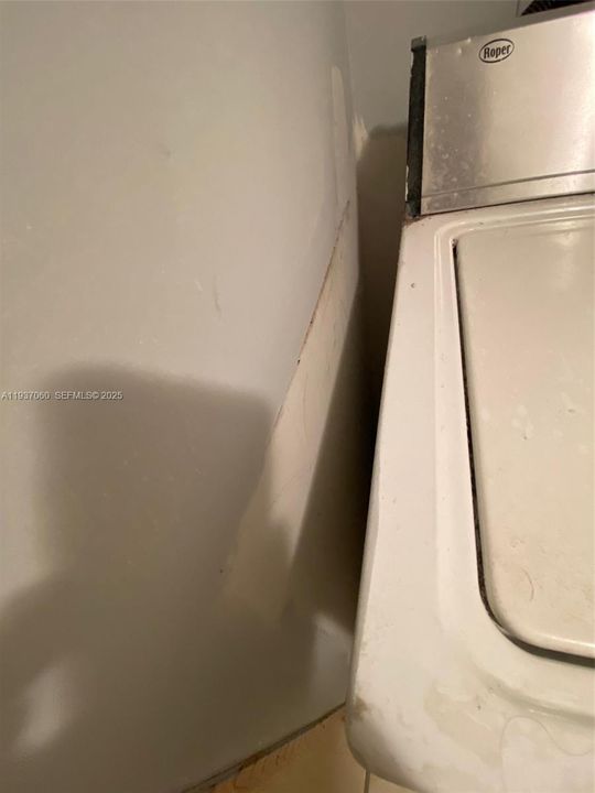 В аренду: $1,900 (2 спален, 2 ванн, 924 Квадратных фут)