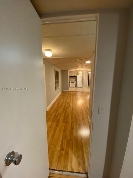 В аренду: $1,900 (2 спален, 2 ванн, 924 Квадратных фут)