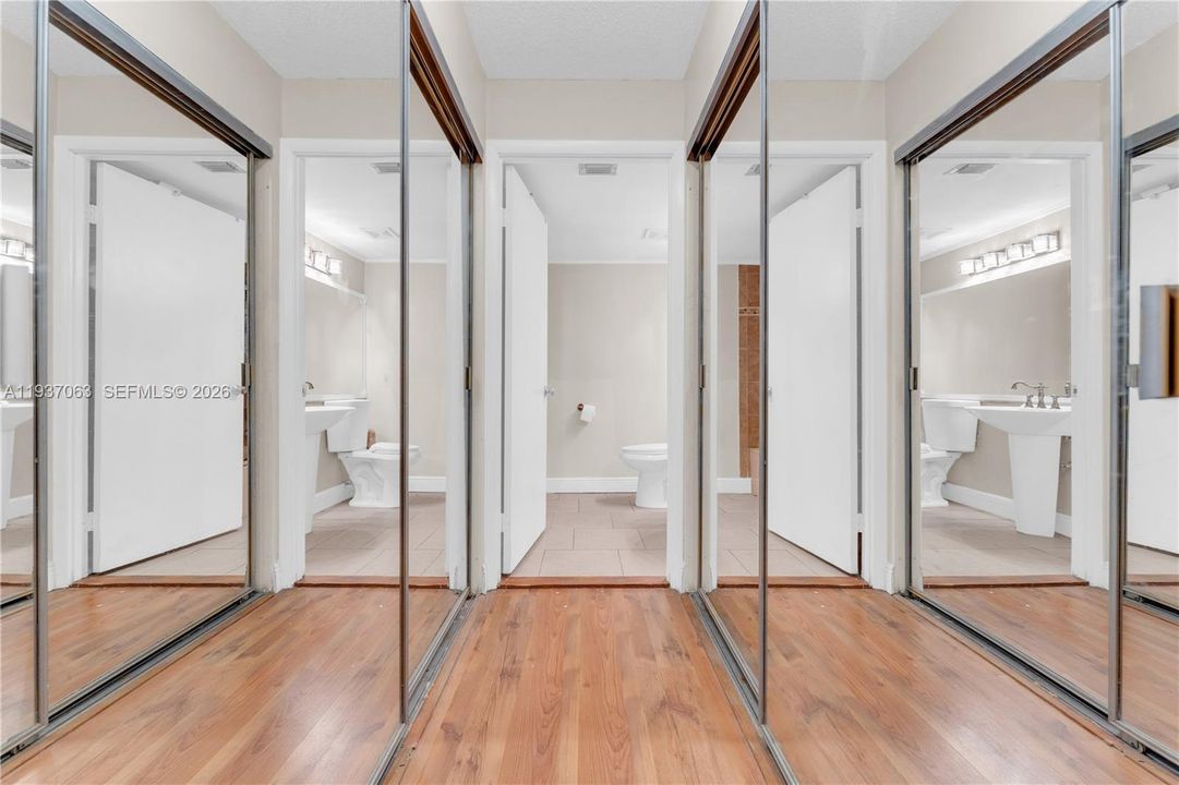 En Venta: $265,000 (2 camas, 2 baños, 1180 Pies cuadrados)