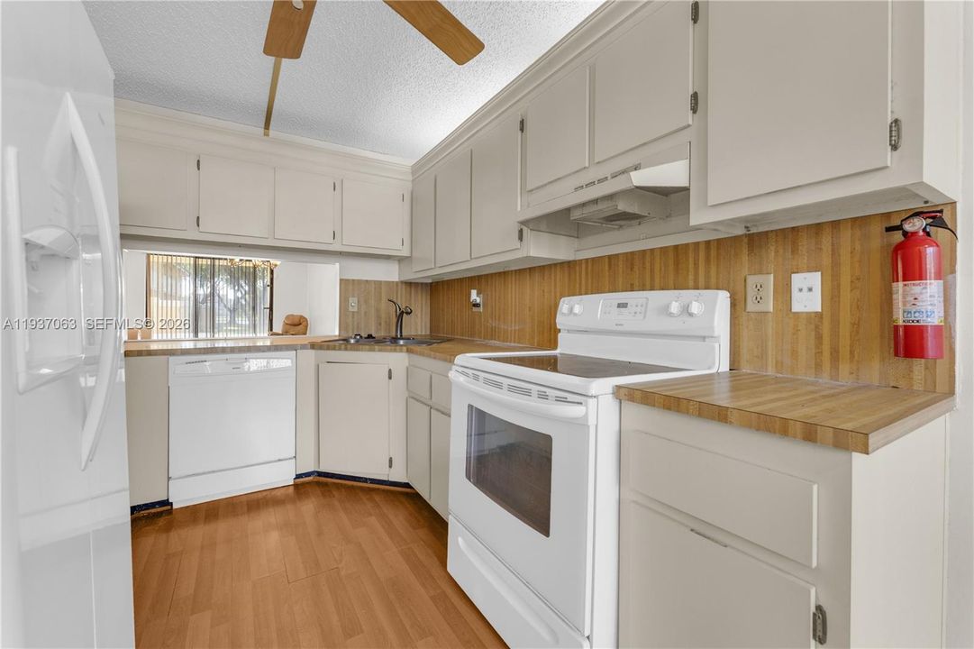 En Venta: $265,000 (2 camas, 2 baños, 1180 Pies cuadrados)