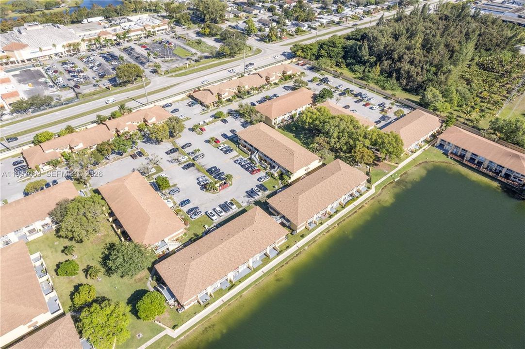 En Venta: $265,000 (2 camas, 2 baños, 1180 Pies cuadrados)