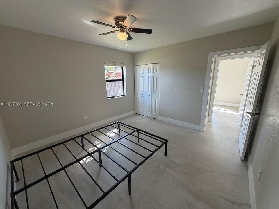 For Rent: $3,000 (3 beds, 1 baths, 1241 Square Feet)