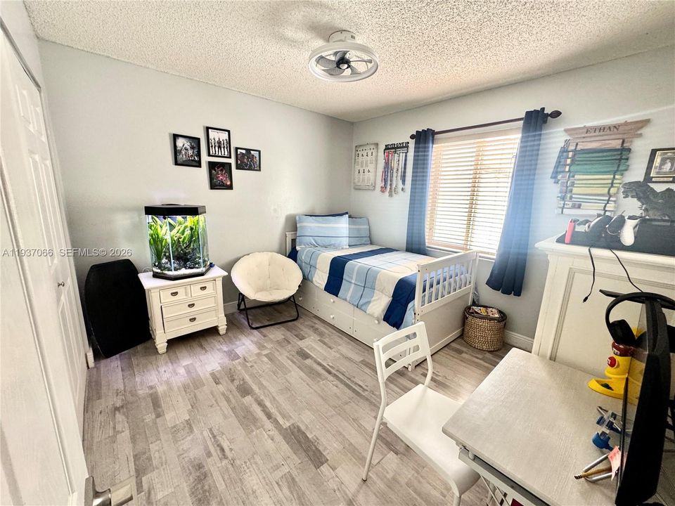 На продажу: $525,000 (3 спален, 2 ванн, 1090 Квадратных фут)