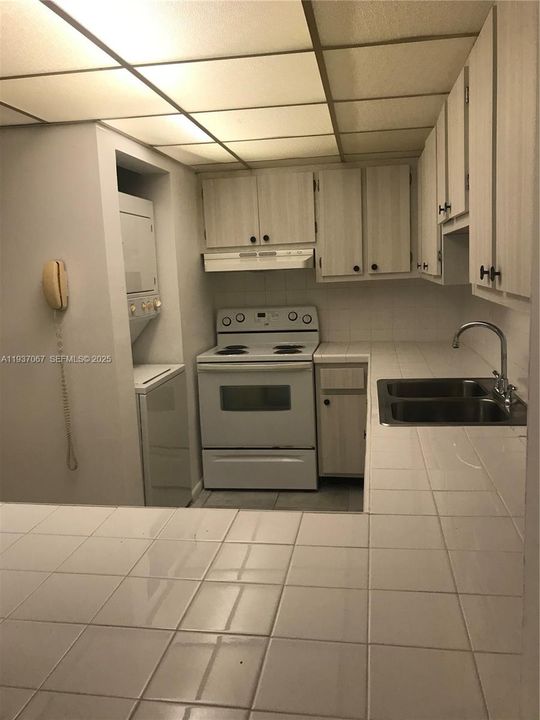 En Renta: $2,000 (2 camas, 2 baños, 960 Pies cuadrados)