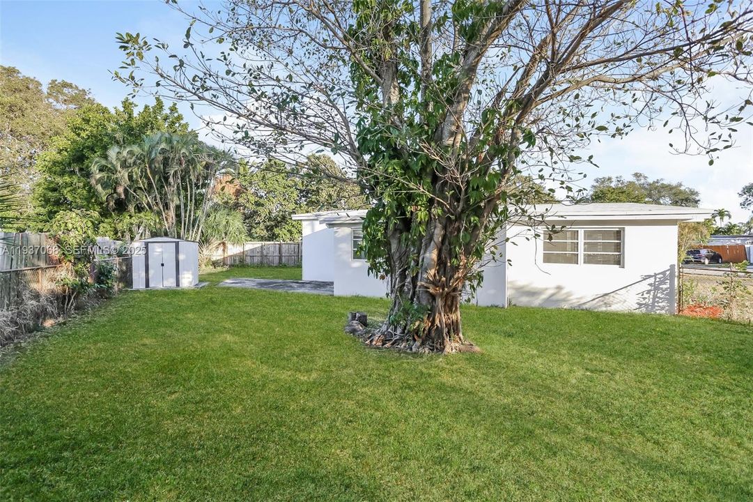 В аренду: $2,645 (3 спален, 2 ванн, 1324 Квадратных фут)