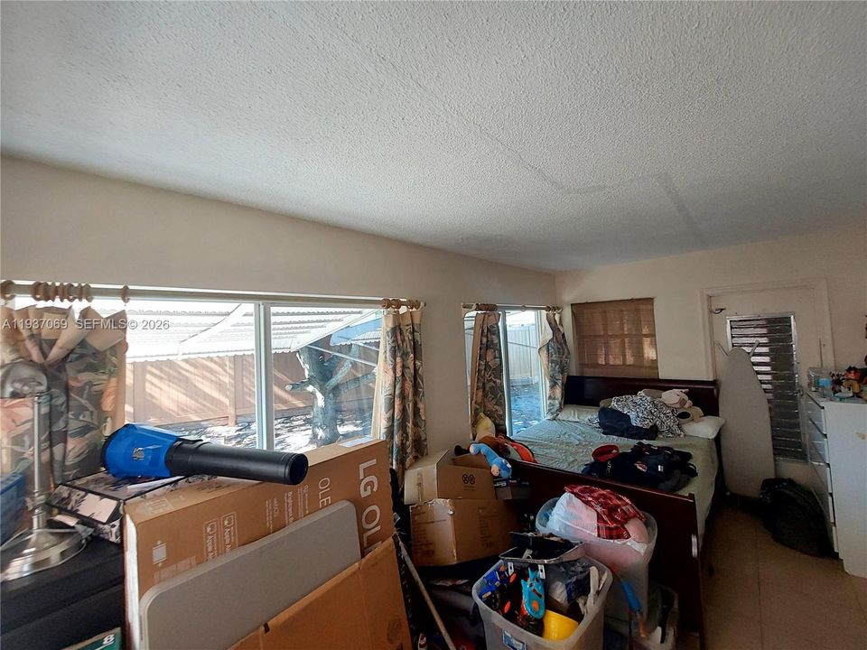 Office/Nursery/bedroom