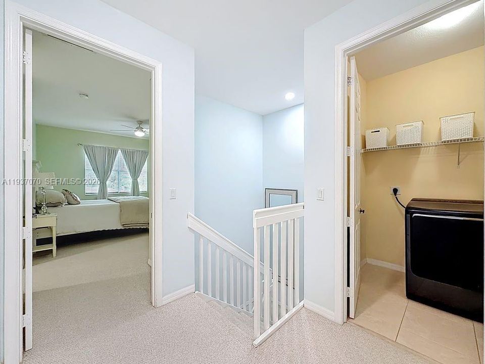 出租: $3,500 (3 贝兹, 2 浴室, 1840 平方英尺)