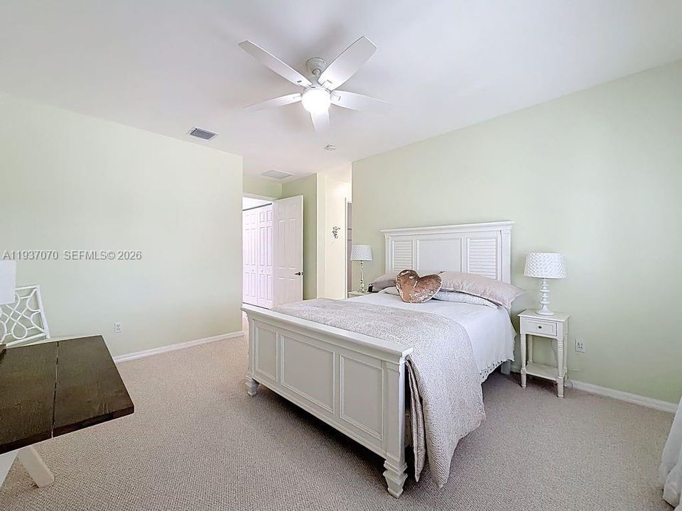 出租: $3,500 (3 贝兹, 2 浴室, 1840 平方英尺)