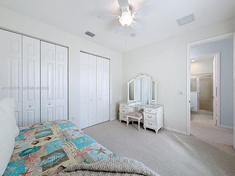 出租: $3,500 (3 贝兹, 2 浴室, 1840 平方英尺)