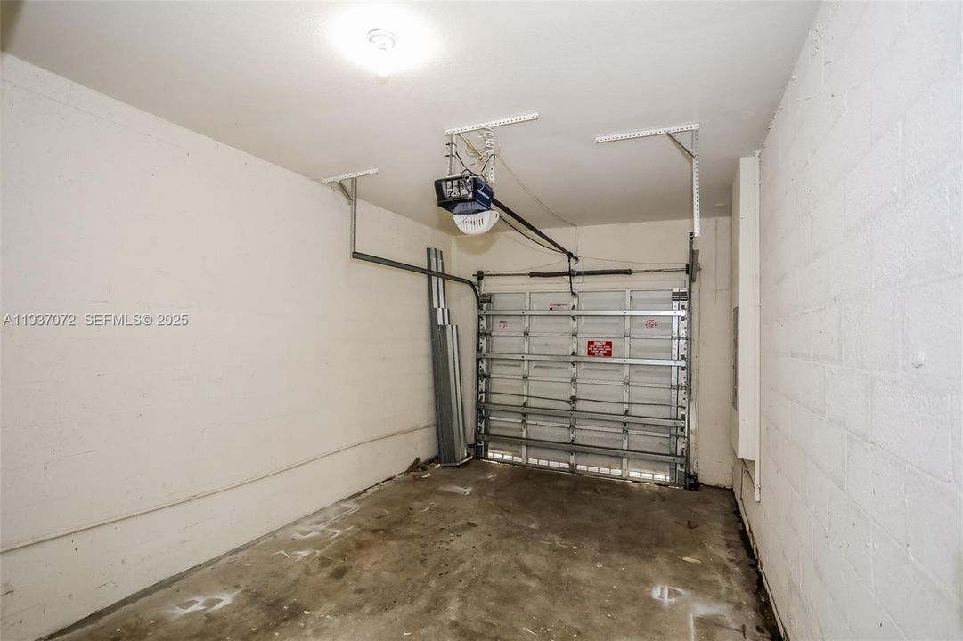 В аренду: $2,110 (3 спален, 2 ванн, 1459 Квадратных фут)