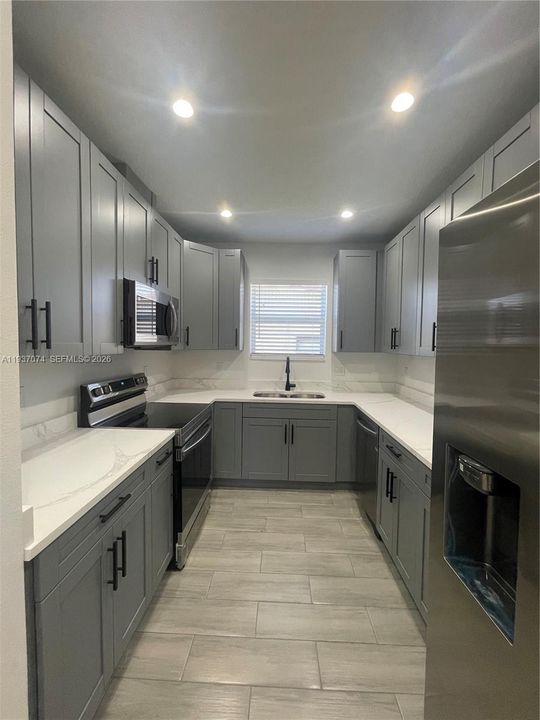 En Venta: $445,000 (3 camas, 2 baños, 0 Pies cuadrados)