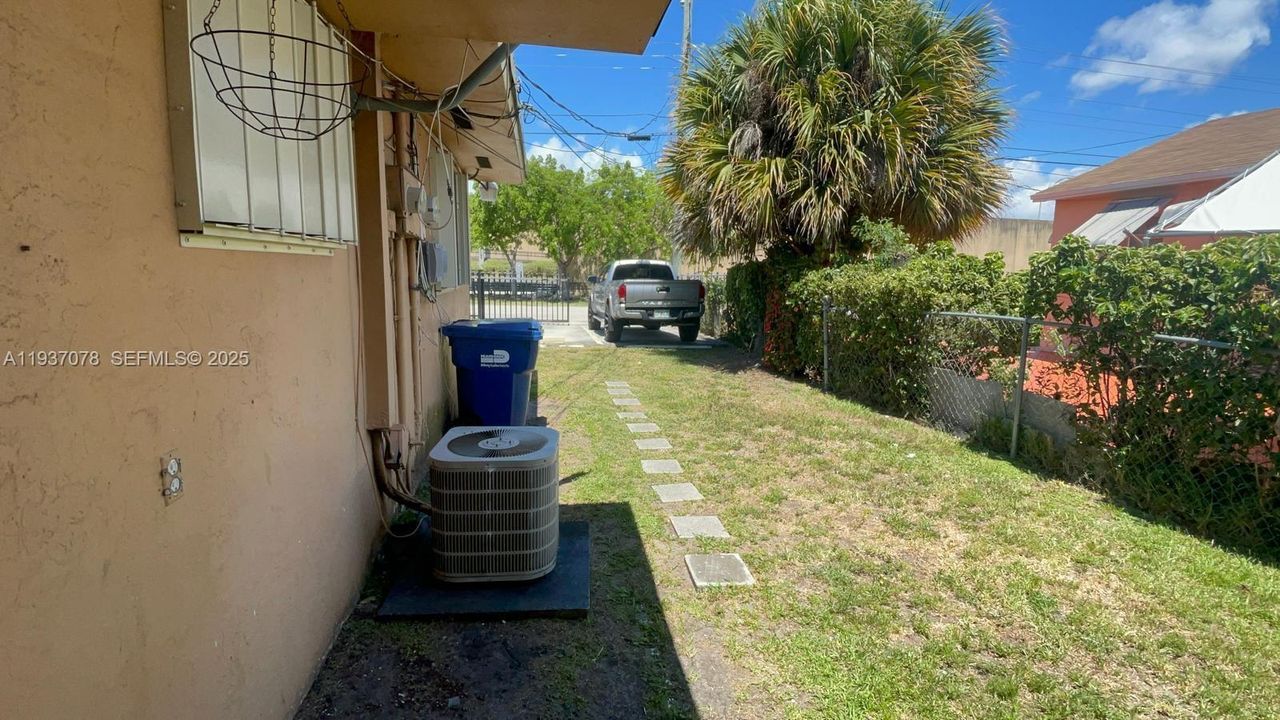 На продажу: $535,000 (0 спален, 0 ванн, 1560 Квадратных фут)