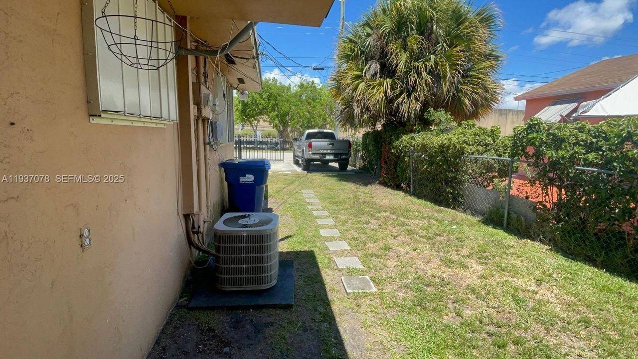 На продажу: $535,000 (0 спален, 0 ванн, 1560 Квадратных фут)