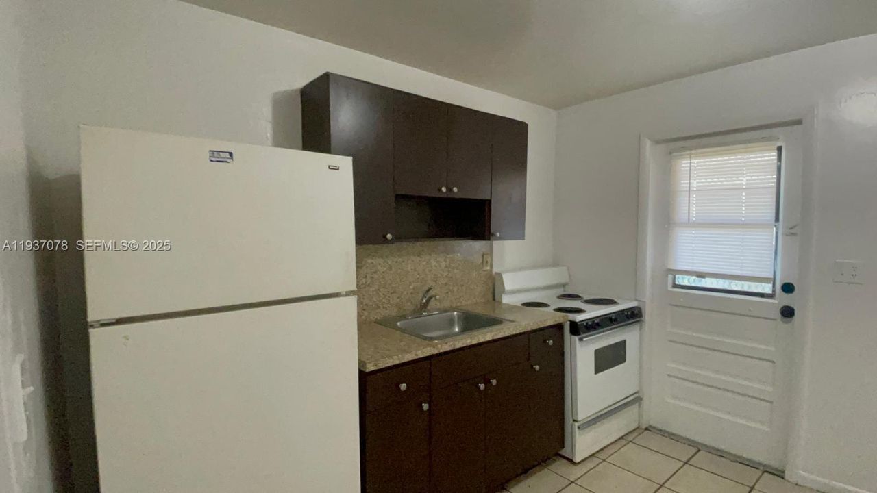 На продажу: $535,000 (0 спален, 0 ванн, 1560 Квадратных фут)