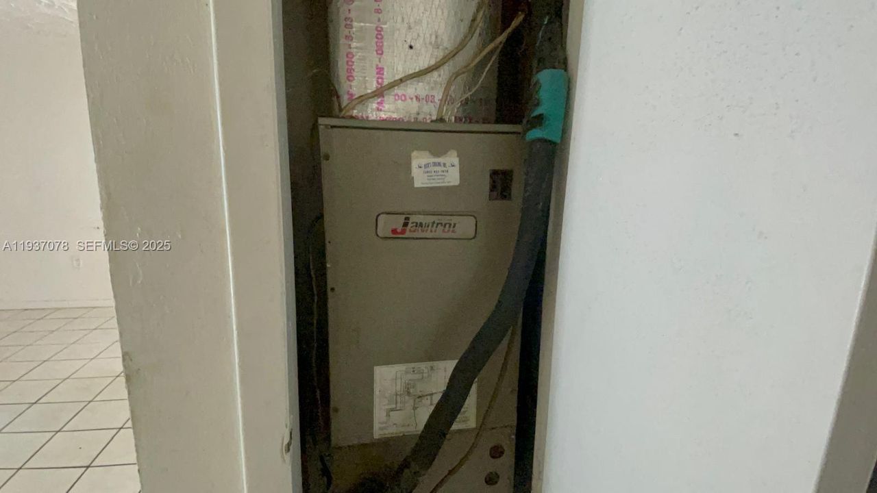 На продажу: $535,000 (0 спален, 0 ванн, 1560 Квадратных фут)