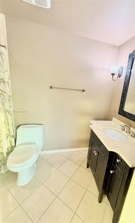 В аренду: $2,850 (3 спален, 2 ванн, 1261 Квадратных фут)