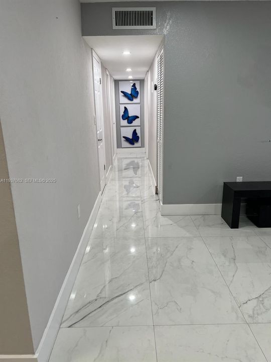 На продажу: $299,900 (3 спален, 2 ванн, 1288 Квадратных фут)