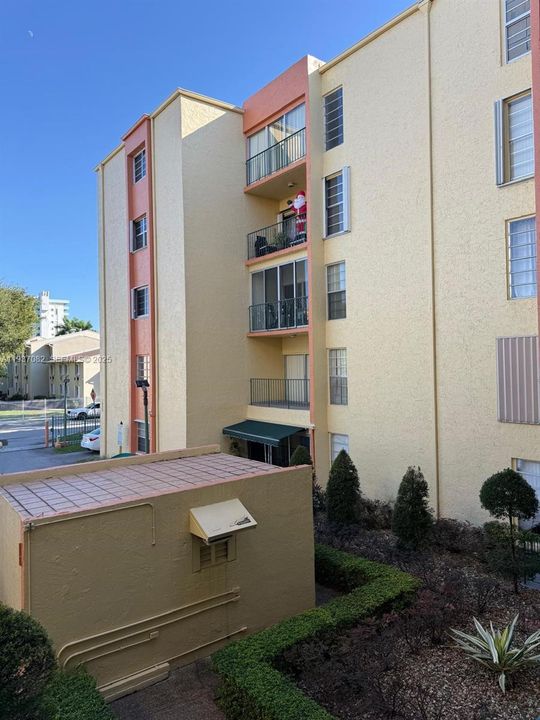 На продажу: $299,900 (3 спален, 2 ванн, 1288 Квадратных фут)