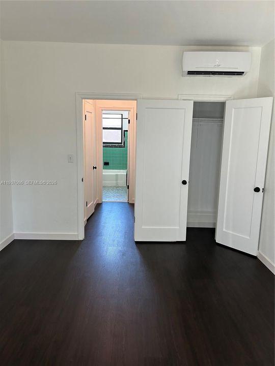 В аренду: $2,000 (1 спален, 1 ванн, 850 Квадратных фут)