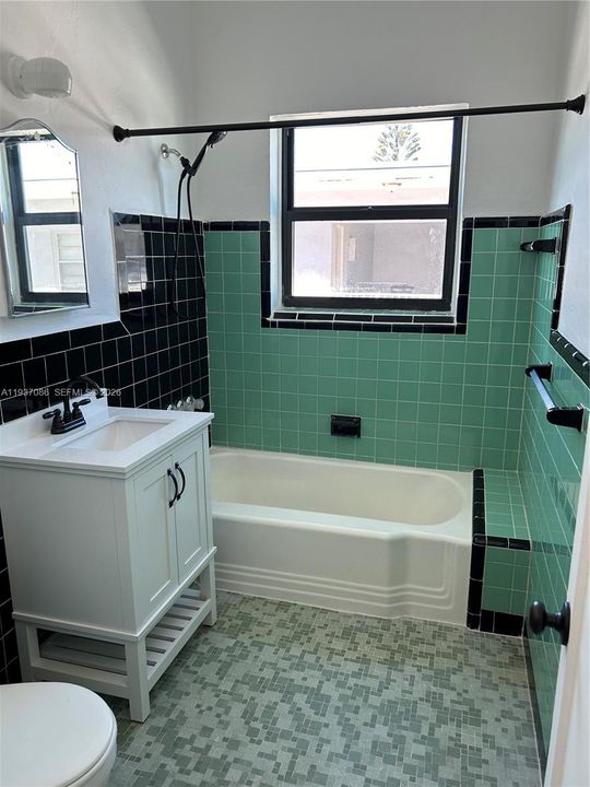 В аренду: $2,000 (1 спален, 1 ванн, 850 Квадратных фут)