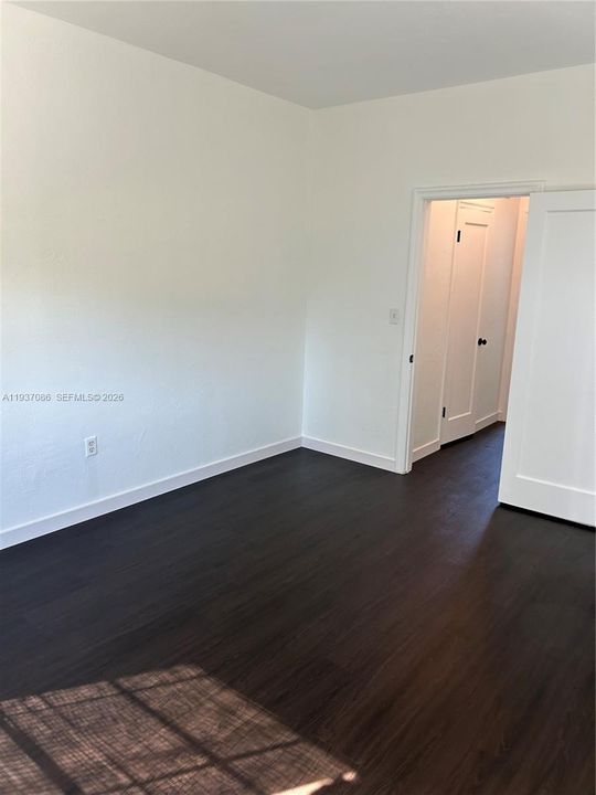 В аренду: $2,000 (1 спален, 1 ванн, 850 Квадратных фут)