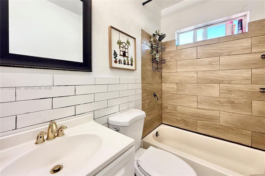 For Sale: $1,750,000 (0 beds, 0 baths, 3304 Square Feet)