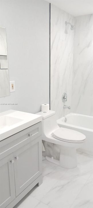 En Venta: $180,000 (2 camas, 1 baños, 1075 Pies cuadrados)