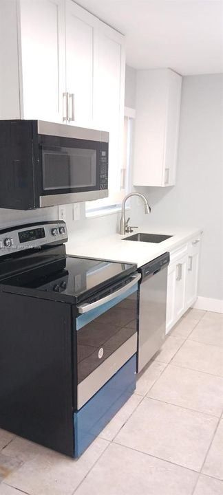 En Venta: $180,000 (2 camas, 1 baños, 1075 Pies cuadrados)