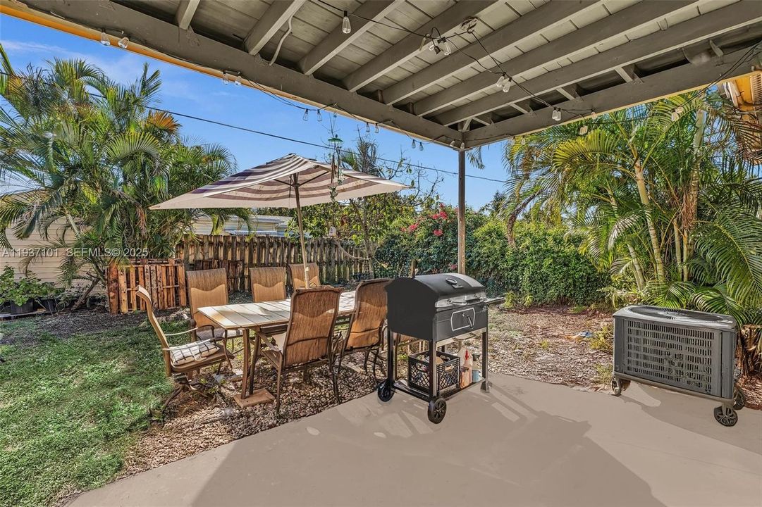 待售: $650,000 (0 贝兹, 0 浴室, 1782 平方英尺)