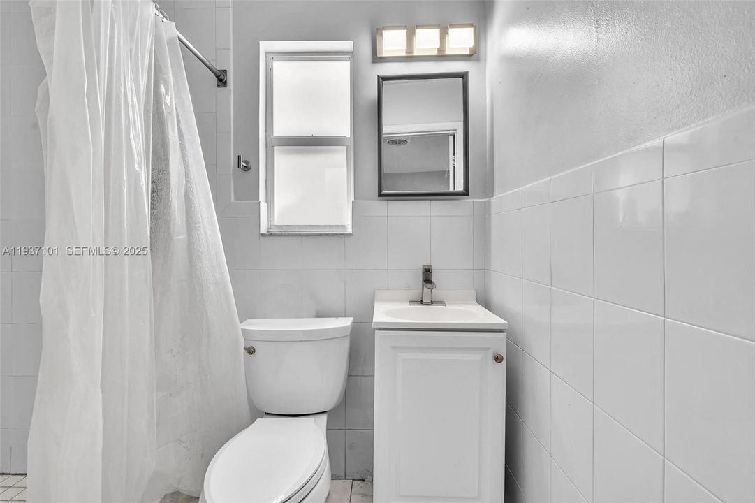 待售: $650,000 (0 贝兹, 0 浴室, 1782 平方英尺)