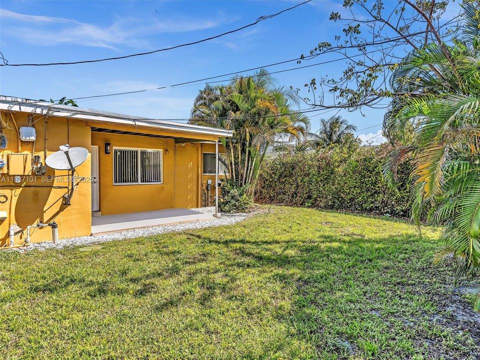 待售: $650,000 (0 贝兹, 0 浴室, 1782 平方英尺)