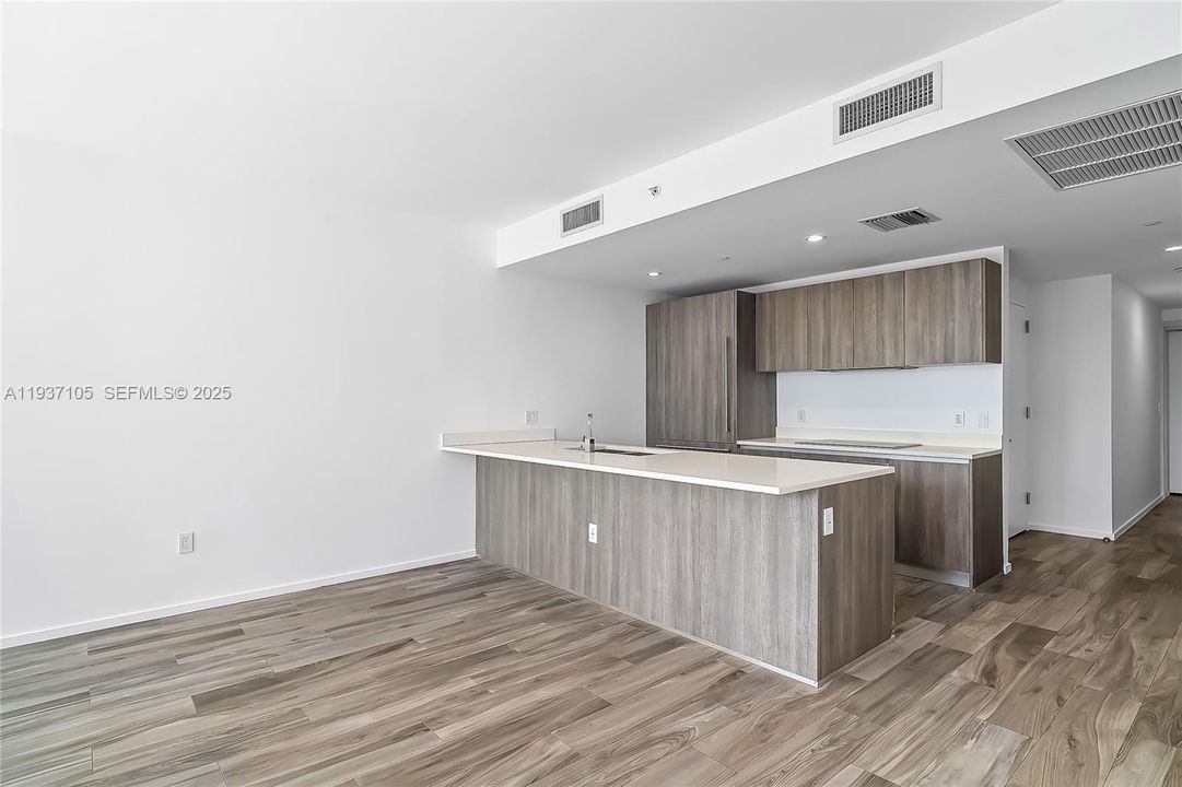 En Renta: $7,999 (3 camas, 3 baños, 1334 Pies cuadrados)