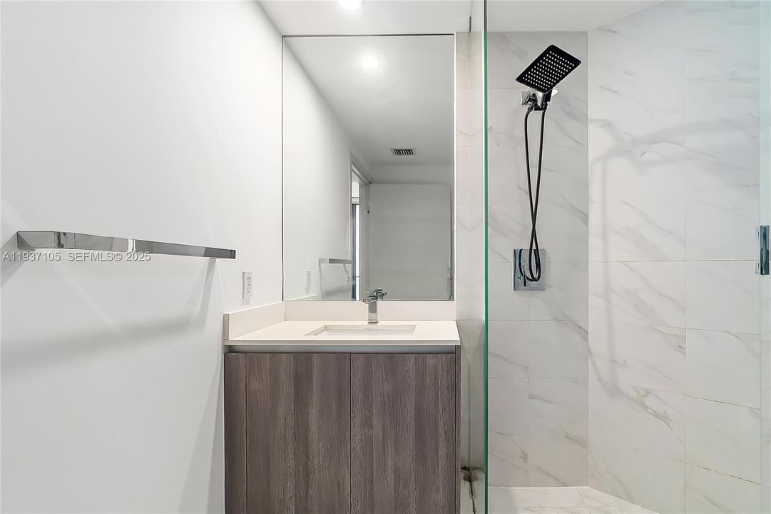 En Renta: $7,999 (3 camas, 3 baños, 1334 Pies cuadrados)